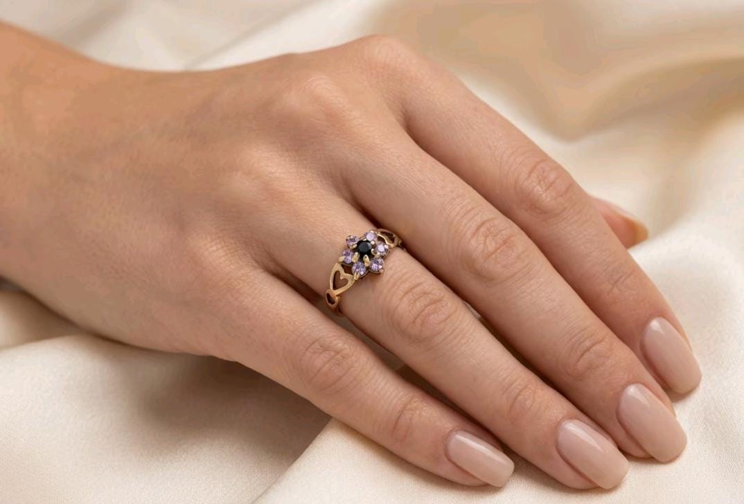 Vintage 9ct Gold Sapphire Flower Ring, 1991 Hallmarked Daisy Cluster, Heart Filigree Shoulders, September Birthstone, Promise Ring, Size I __etsy:7957164176