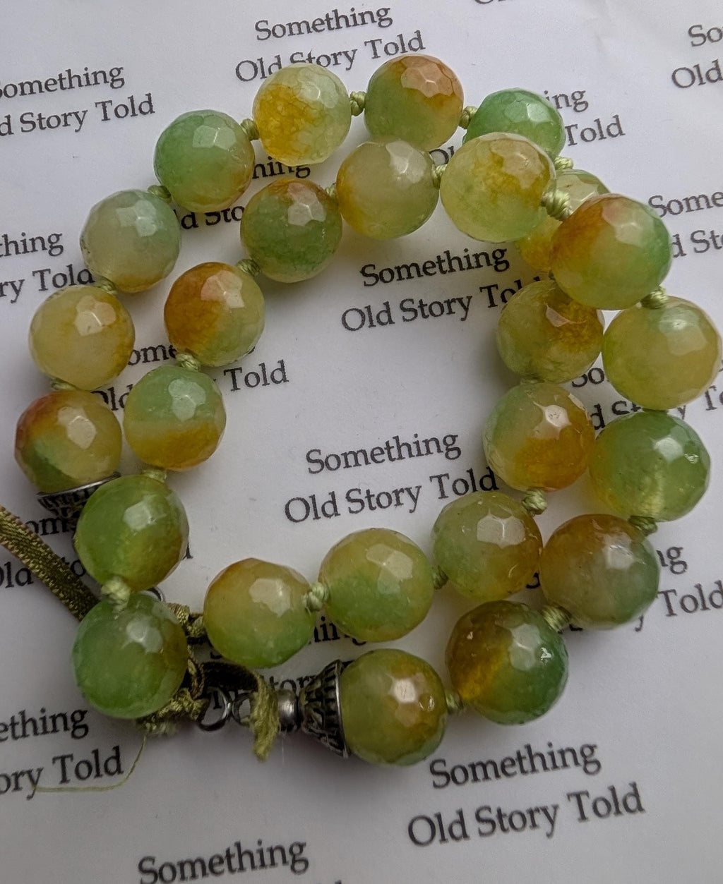 Vintage Faceted Dragon Vein Agate Bracelet | Green & Amber Gemstone Beads | Boho Hand-Knotted Jewelry __etsy:8003176450