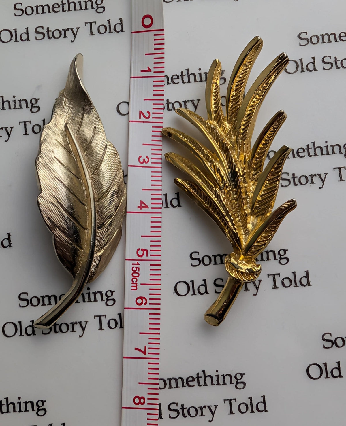 Vintage Gold Tone Leaf & Feather Brooch Set – Avon, La Redoute Costume Jewelry __etsy:7982917035