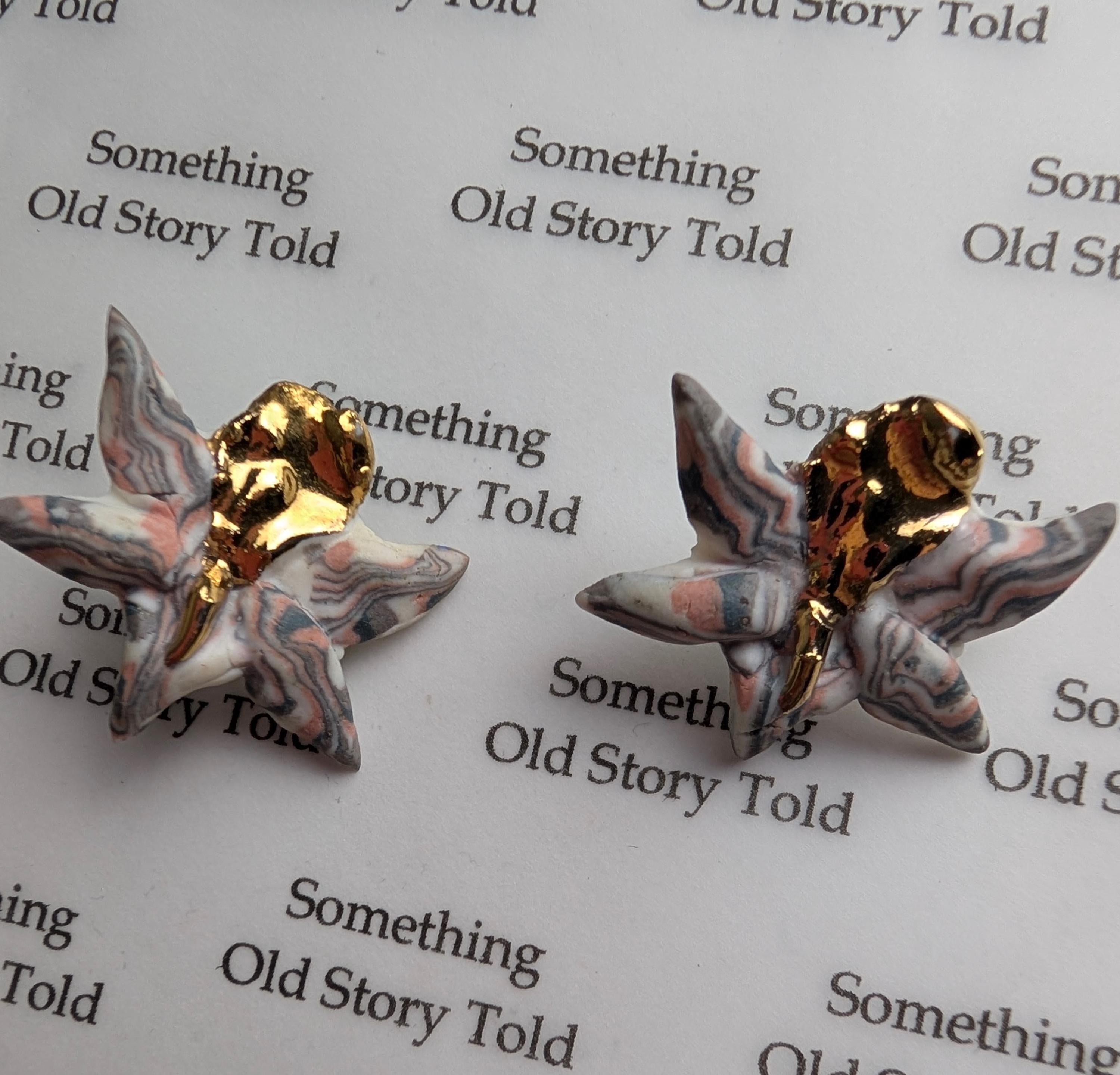 Vintage Maralyn Reed Wood Shards Porcelain Orchid Earrings, Hand Coloured Agate Studio Pottery Studs 22ct Gold Lustre, Signed Collectible __etsy:8128305538
