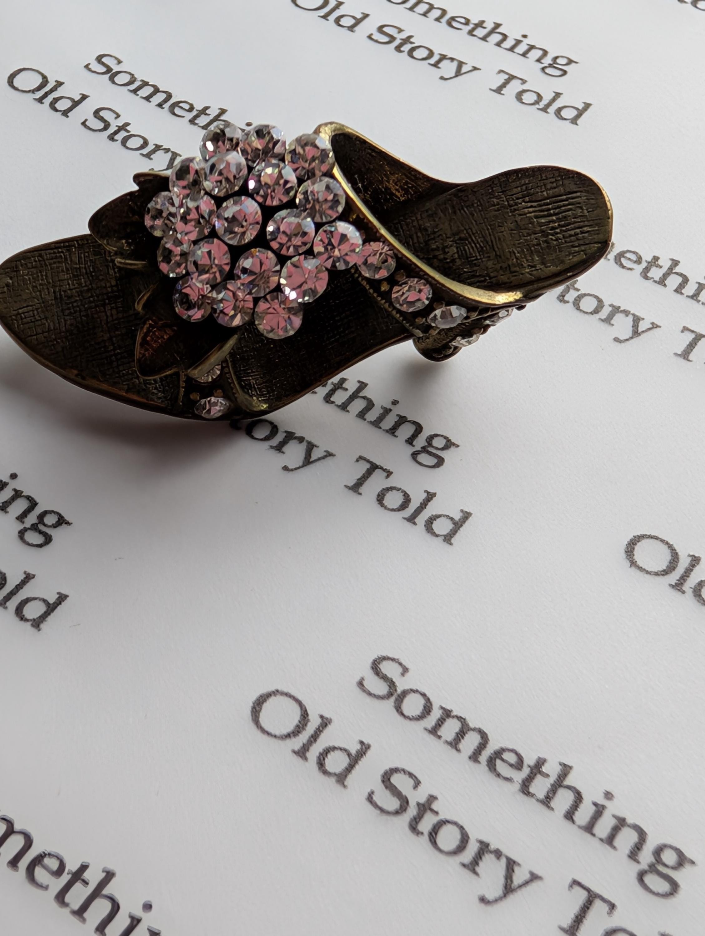 Vintage Rhinestone High Heel Brooch – Antiqued Brass Stiletto Sandal Pin 1980s Costume Jewellery __etsy:8088703291
