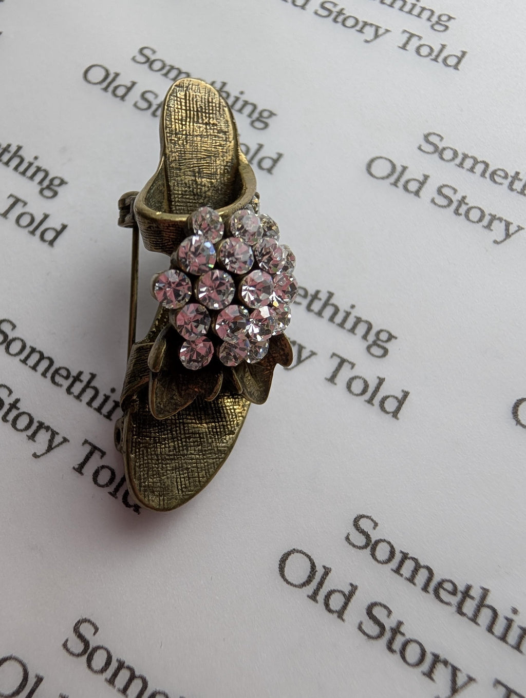 Vintage Rhinestone High Heel Brooch – Antiqued Brass Stiletto Sandal Pin 1980s Costume Jewellery __etsy:8040791136