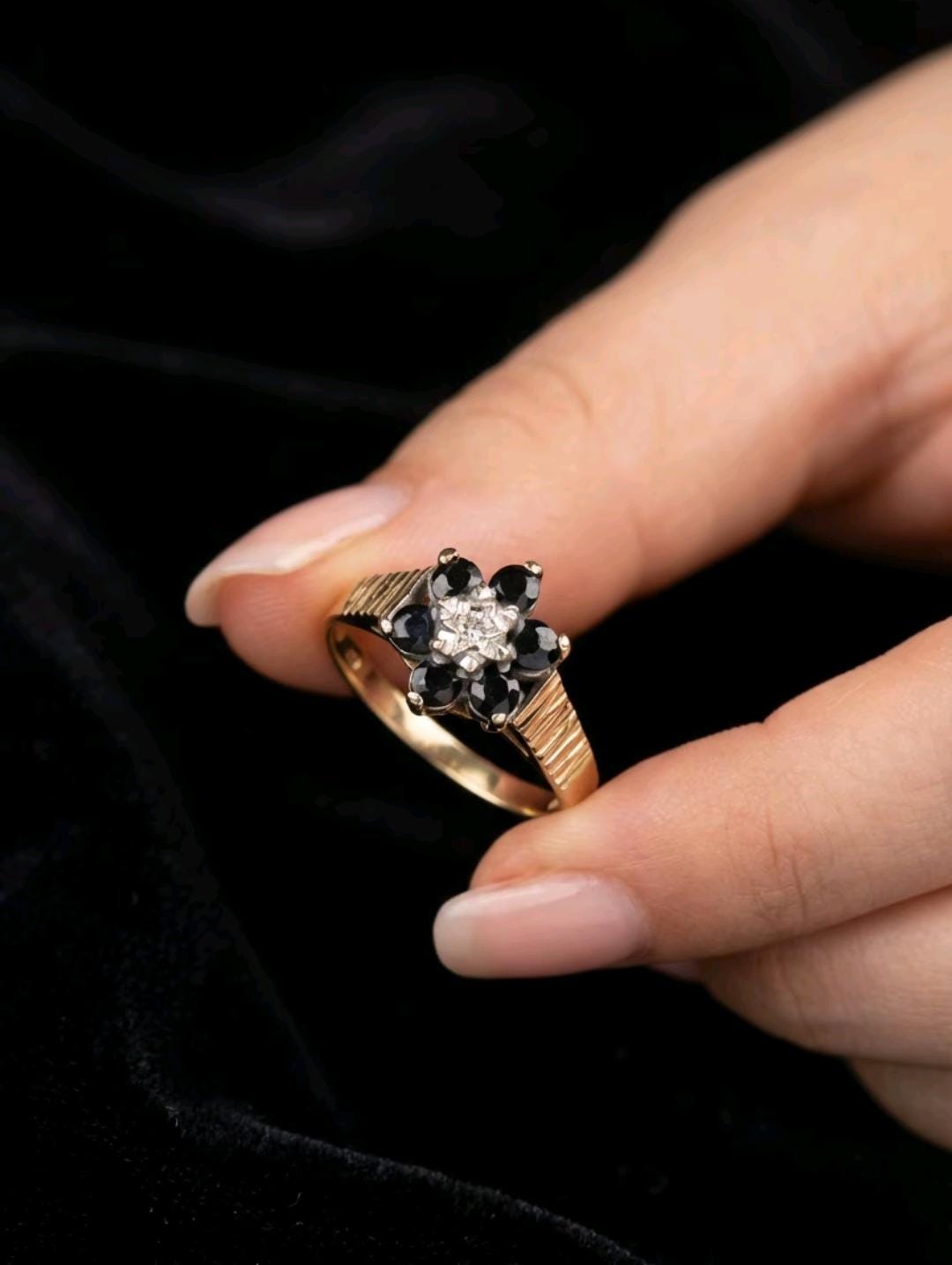 Vintage 1986 9ct Gold Sapphire & Diamond Floral Cluster Ring | Size M | Hallmarked 375 | Anniversary Gift __etsy:7991319325