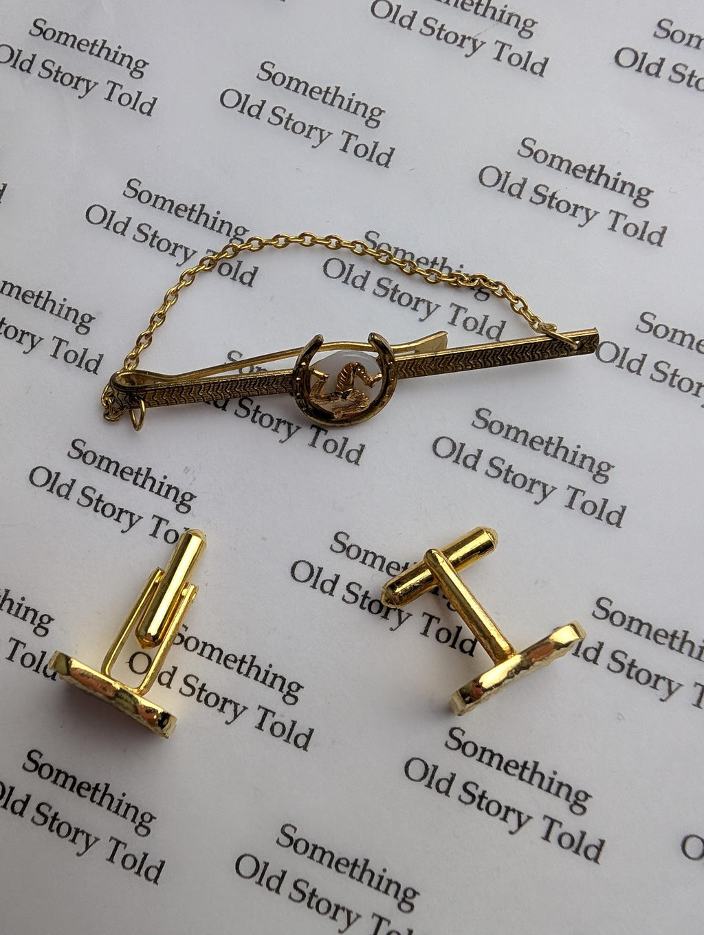 Vintage 1960s Gold Plated Cufflinks Tie Pin, Isle of Man Triskelion Mother of Pearl __etsy:8081912974