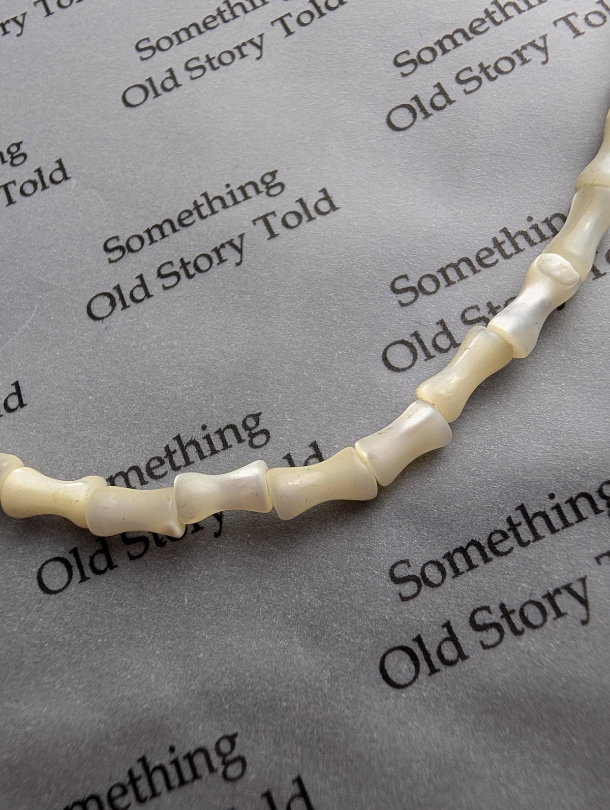 Vintage 1950s Mother of Pearl Necklace | Carved Shell Bar Beads | Mid Century Nautical Choker __etsy:8046277159