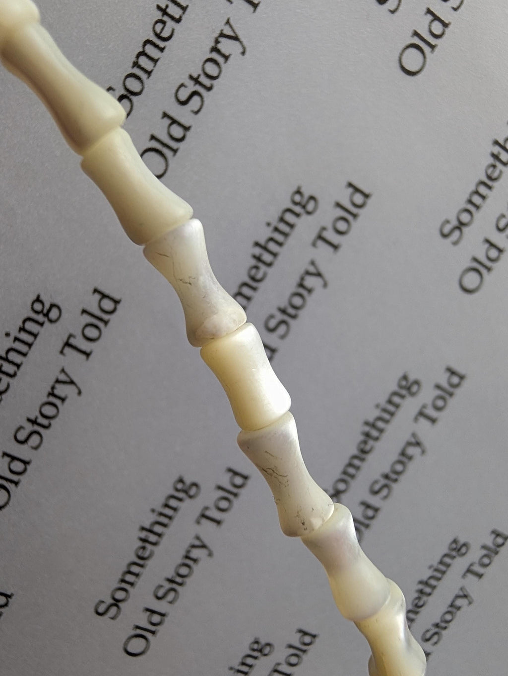 Vintage 1950s Mother of Pearl Necklace | Carved Shell Bar Beads | Mid Century Nautical Choker __etsy:8046277171