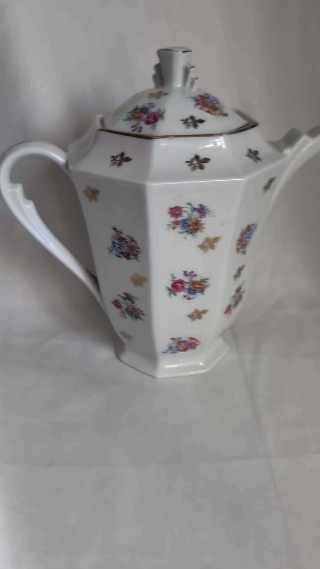Antique French Limoges Porcelain Coffee Pot, A Lanternier Octagonal Floral Teapot with Gold Gilt, Art Deco French Country Tableware