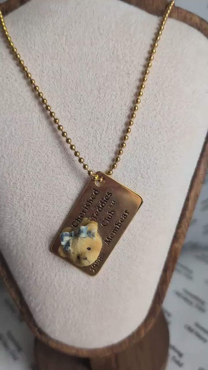 Vintage 1998 Cherished Teddies Club Necklace, Gold Tone Membear Dog Tag Pendant, Enesco 90s Nostalgia Teddy Bear Ball Chain Jewellery, Cute