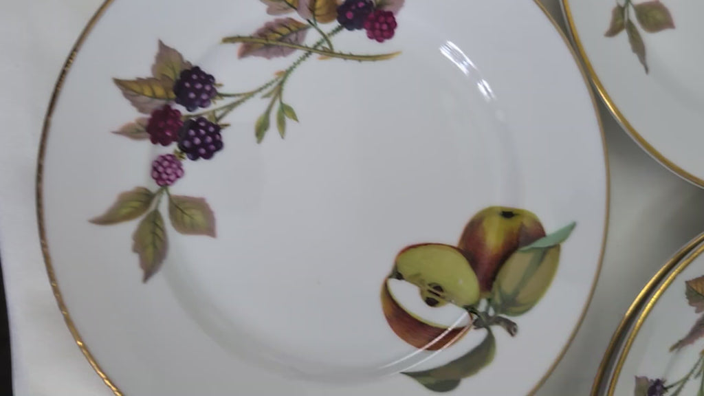 Royal Worcester Evesham Plates Set of 6, Vintage English Fine Porcelain 17cm Side Plates, Gilt Rim Apple Blackberry Dessert Tea Plates