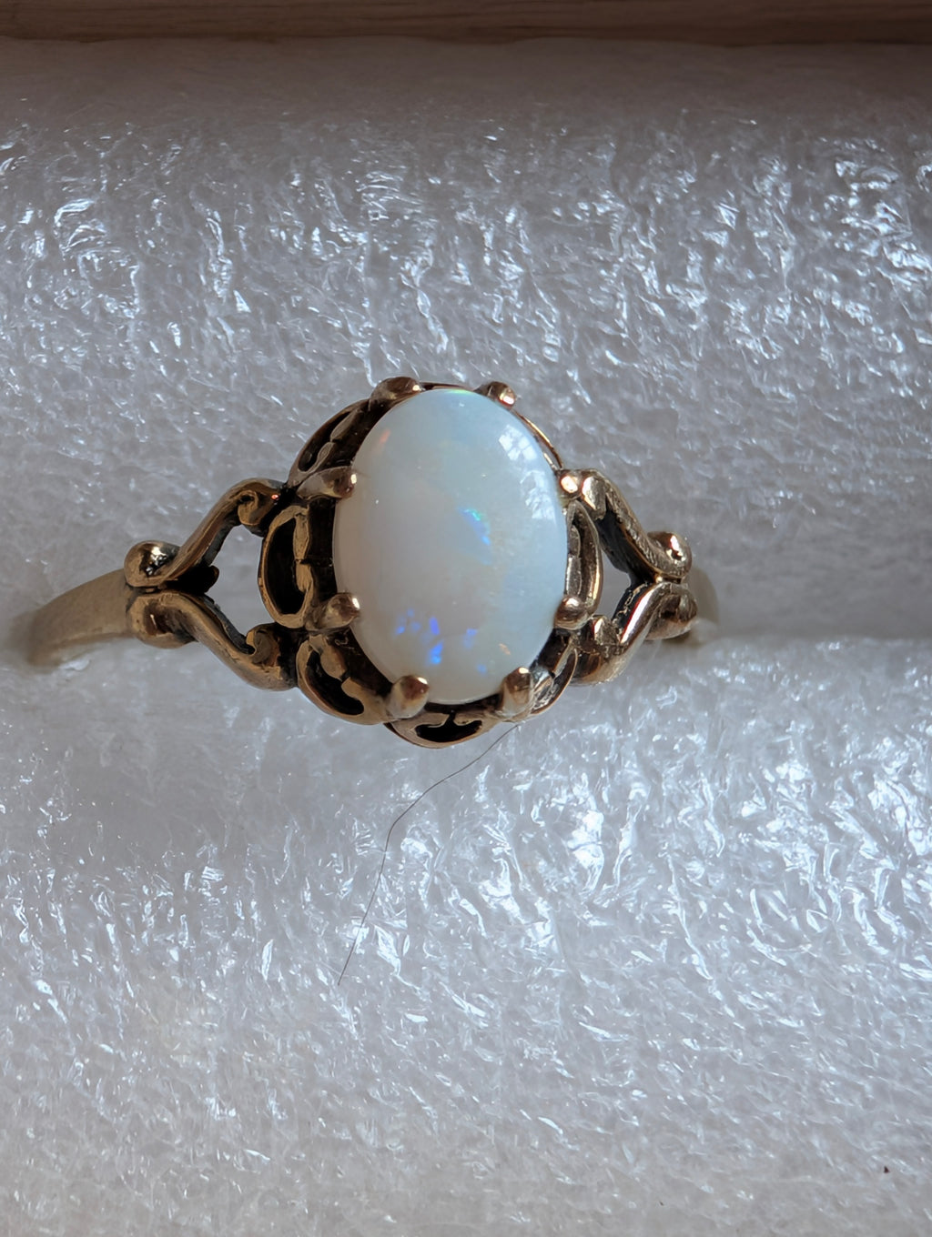 Vintage 9ct Solid Gold Opal Solitaire Ring Size L / US 5.75, Art Nouveau Filigree Scroll Shoulders, October Birthstone Heirloom Promise Ring