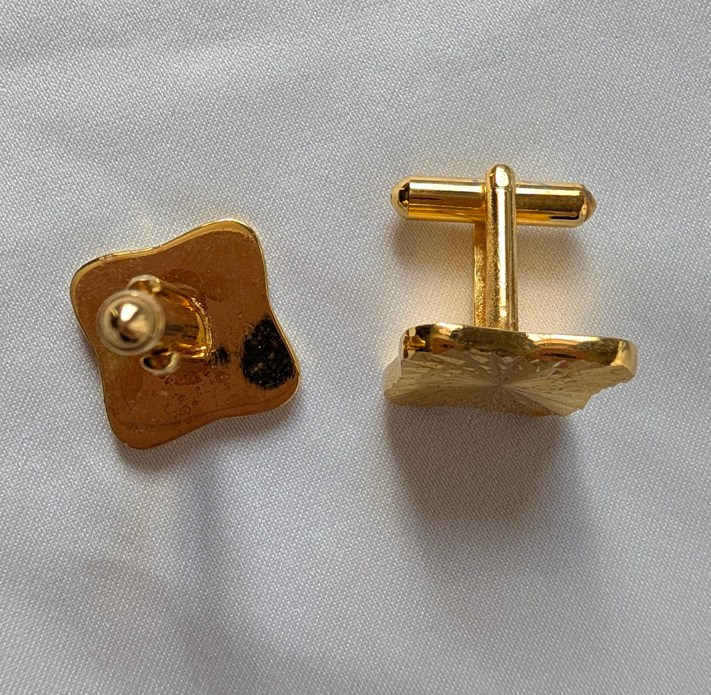 Vintage Isle of Man Tie Clip & Sunburst Cufflinks Set, Gold Tone Triskelion Horseshoe Tie Bar with Safety Chain, Mid Century Mens Gift