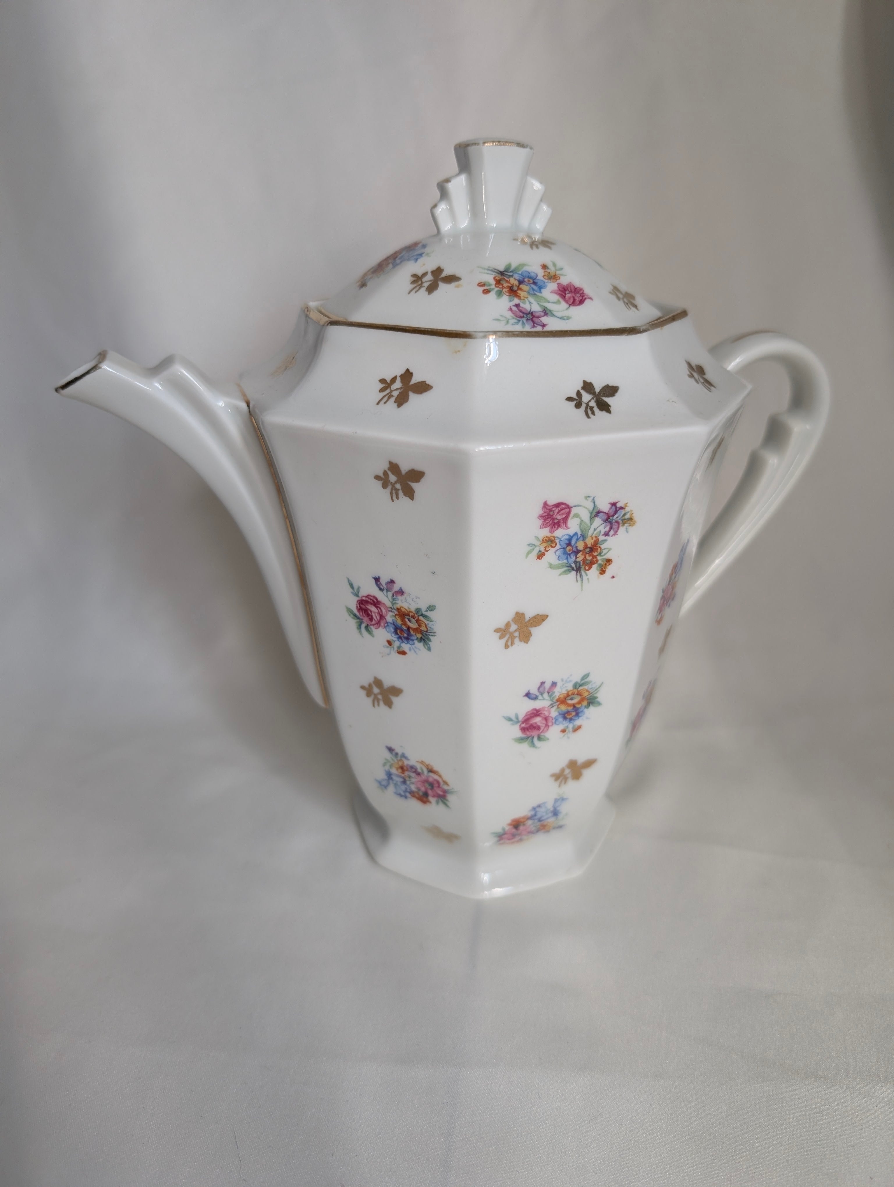 Antique French Limoges Porcelain Coffee Pot, A Lanternier Octagonal Floral Teapot with Gold Gilt, Art Deco French Country Tableware