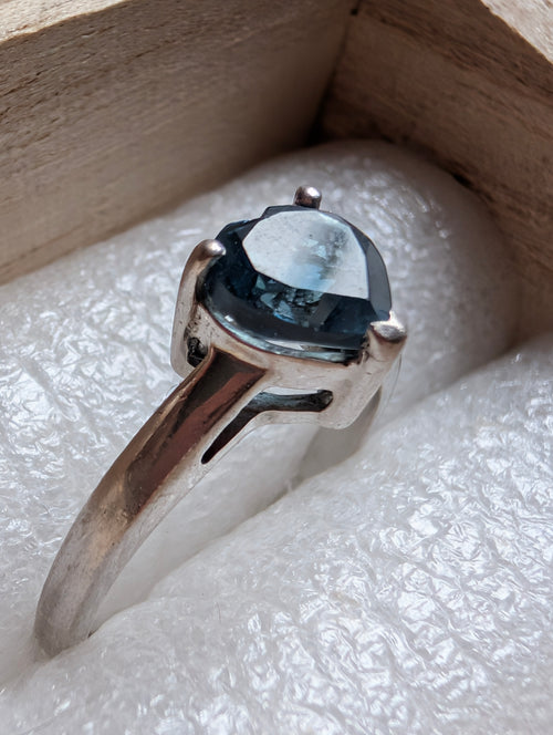 925 Sterling Silver Heart Ring, Deep Ocean Blue Solitaire Ring, Teal Blue Heart Cut Promise Ring, Split Shoulder Silver Ring, Size N