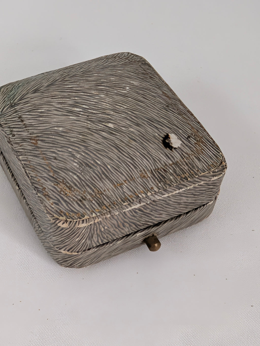 Vintage Jewellery Box with Unique Pearl Detail, Antique Trinket Keepsake Box, Retro Dressing Table Storage, Ornate Heirloom Earrings Box