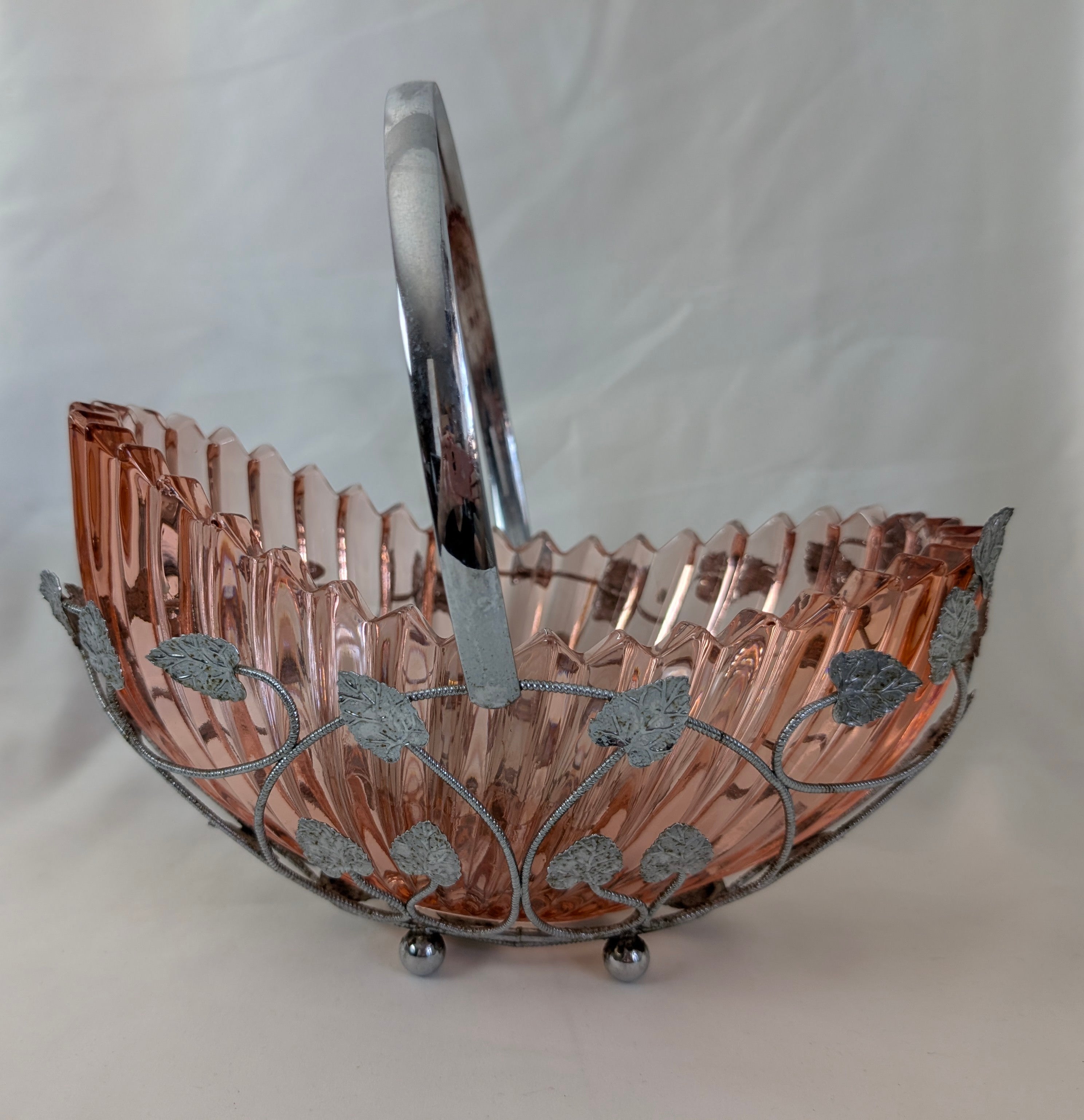 Vintage Pink Glass Basket Bowl with Chrome Handle, Art Deco Ribbed Centerpiece Dish, Wirework Vine Filigree Fruit Bonbon Dish 1930s Decor