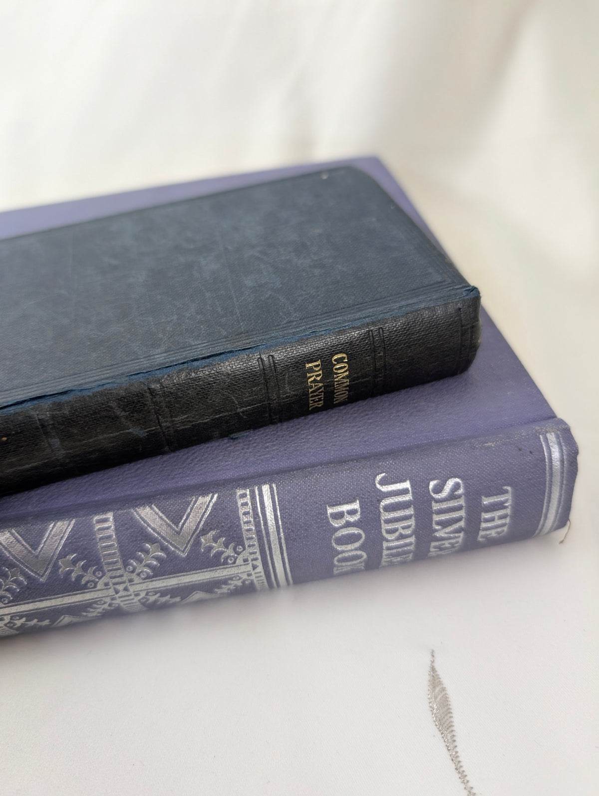 1935 Silver Jubilee Book and Vintage Common Prayer Book Stack, Art Deco Royal History Hardback, Antique Books for Coffee Table & Shelf Decor