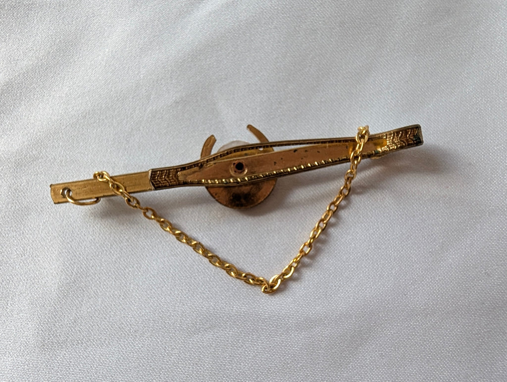 Vintage Isle of Man Tie Clip & Sunburst Cufflinks Set, Gold Tone Triskelion Horseshoe Tie Bar with Safety Chain, Mid Century Mens Gift
