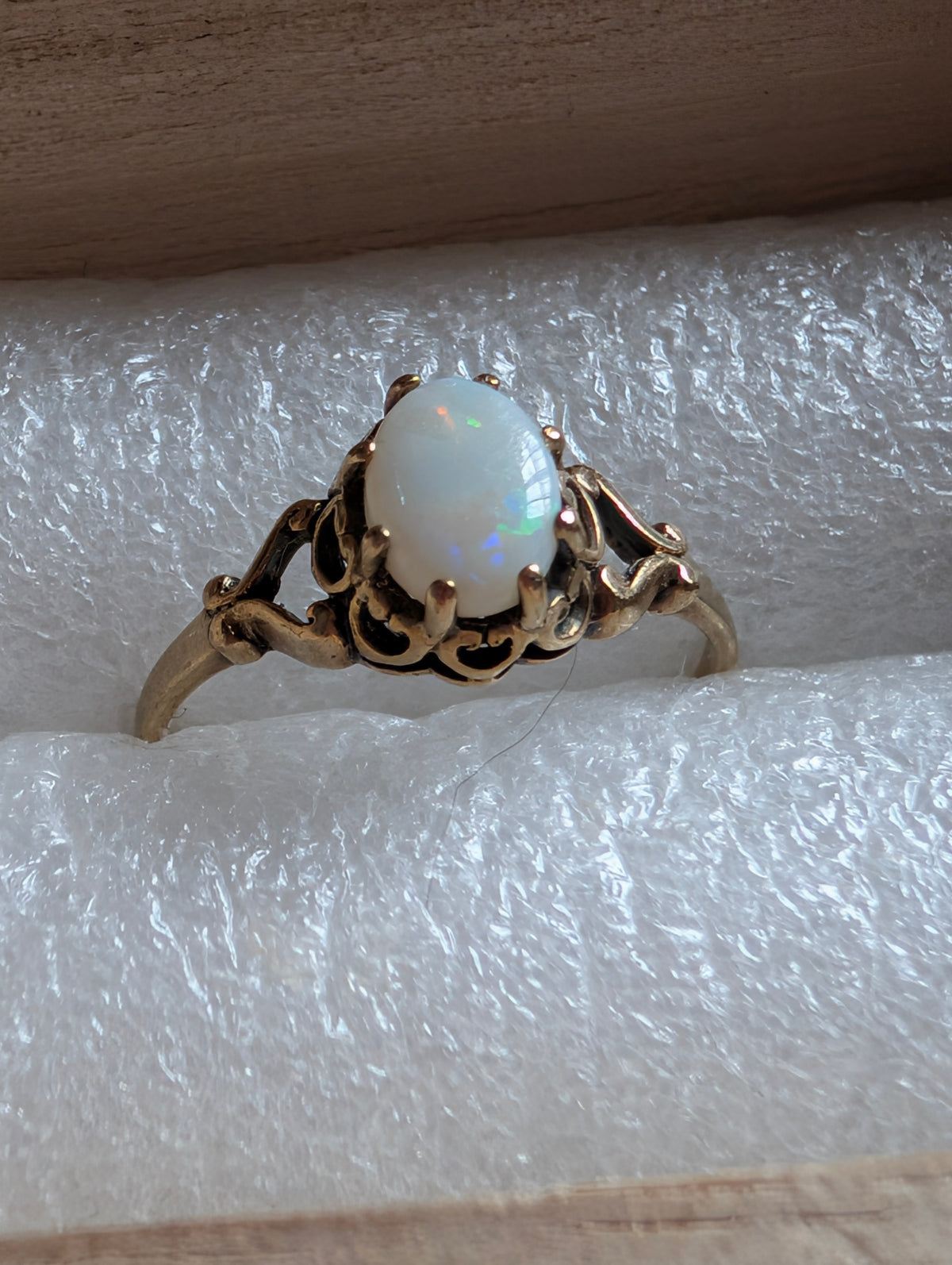 Vintage 9ct Solid Gold Opal Solitaire Ring Size L / US 5.75, Art Nouveau Filigree Scroll Shoulders, October Birthstone Heirloom Promise Ring